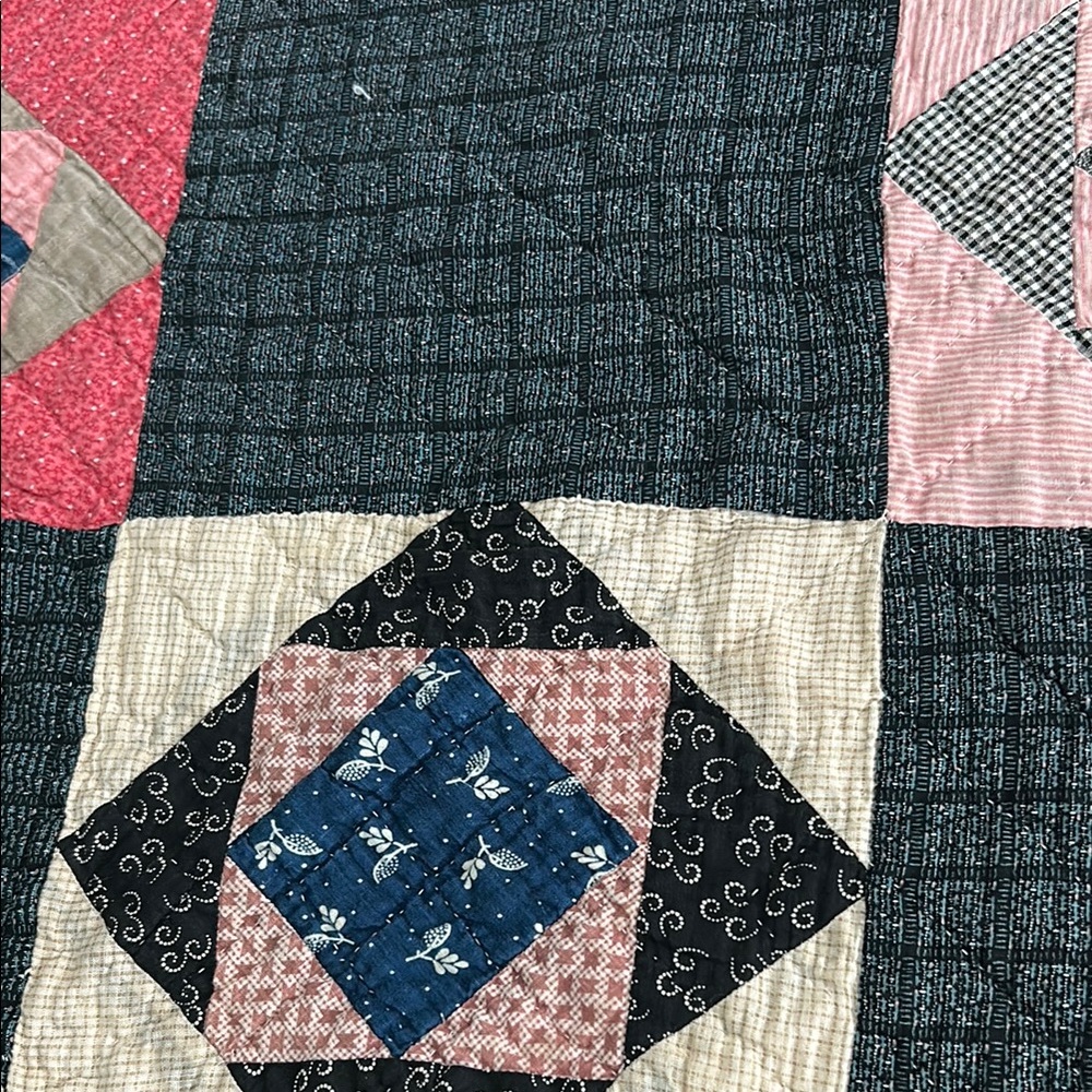SALE❗️Patchwork Quilt 1880s Pennsylvania Square within Square within Square! - Picture 12 of 17
